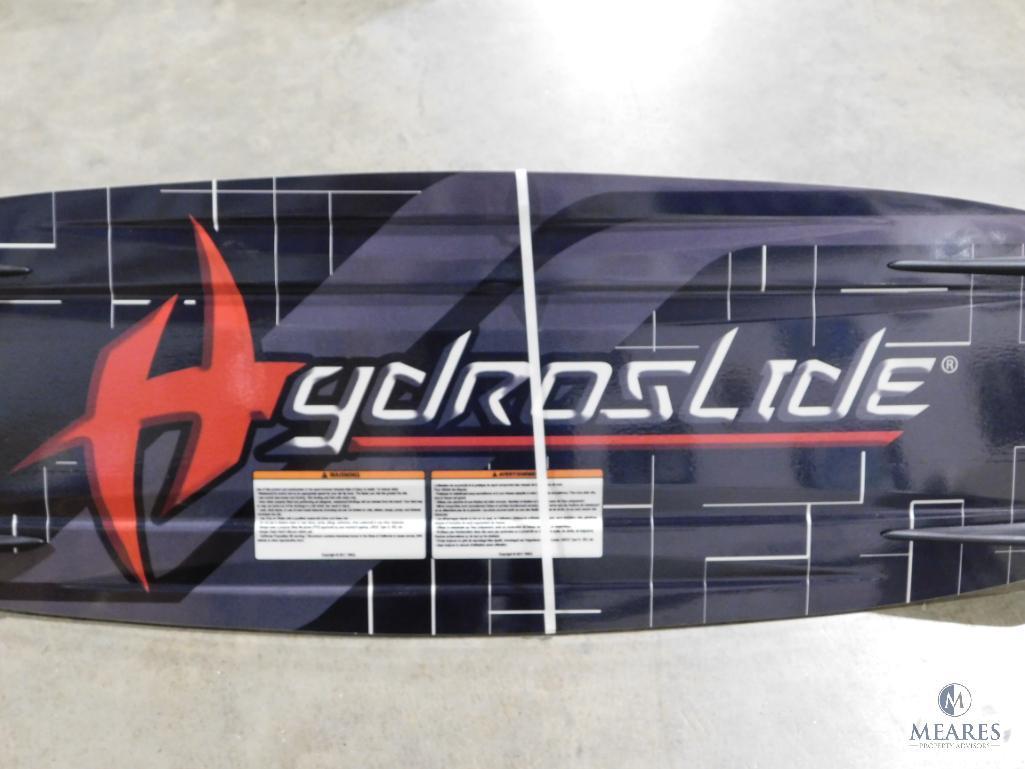 Hydroslide Matrix Wakeboard Wide 4-point design Accommodates riders over 125 lbs