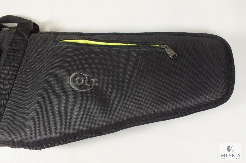LIKE NEW Colt Tactical Rifle case with 4 Mag Pouches