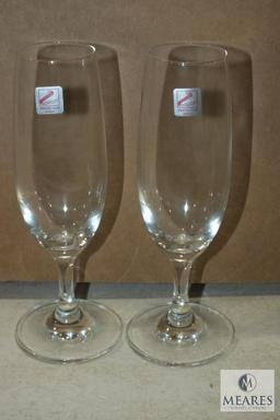 Lot of 8 Flute Champagne glasses