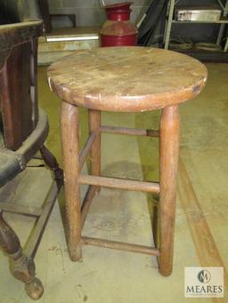 Lot Wood Captains Chair & Stool