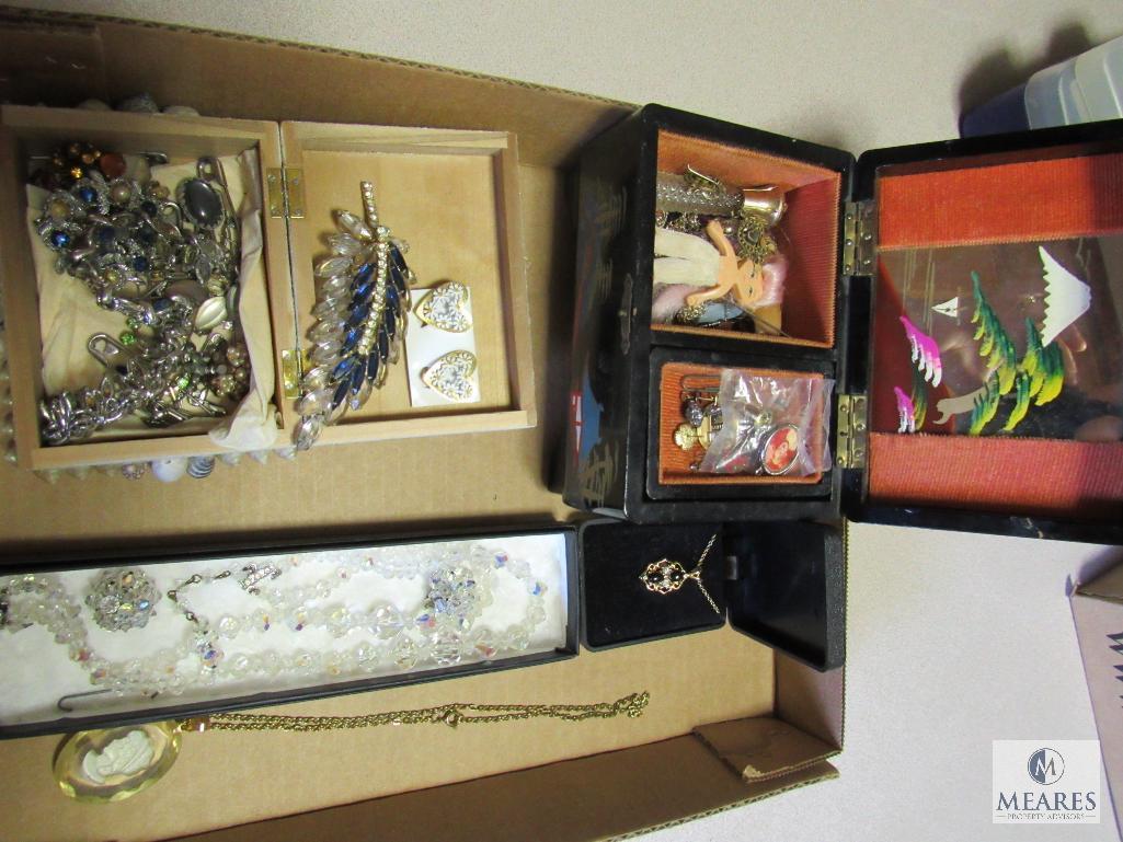 Lot Vintage costume jewelry and 2 small jewelry boxes