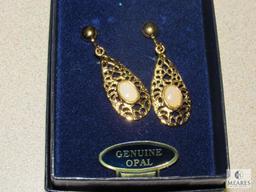 Lot 2 sets Costume Jewelry with genuine Opals Earrings & Necklace