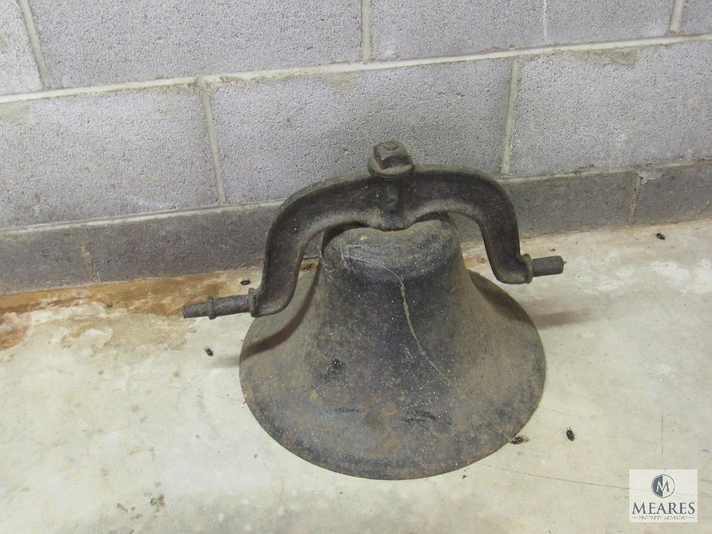 Vintage Cast Iron Dinner Bell