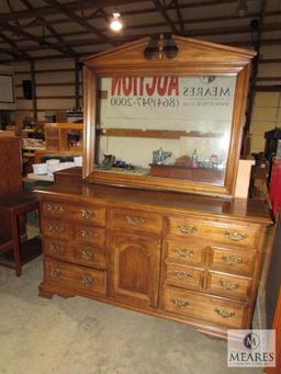 Wood Dresser with Mirror 7 Drawer & 1 Cabinet