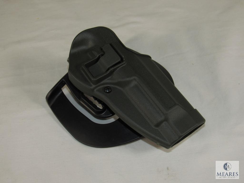 Blackhawk Clip Holster for Beretta 92 or 96 Pistols #2100270