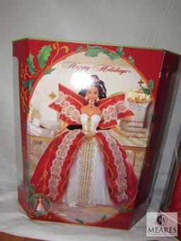 Lot 2 Happy Holiday Barbies 1997 Hallmark New in boxes