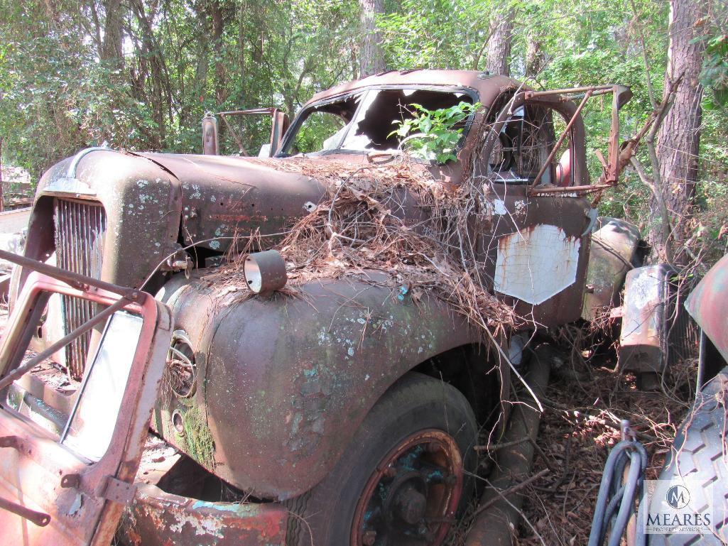 Old Mack Truck - For Parts or Scrap