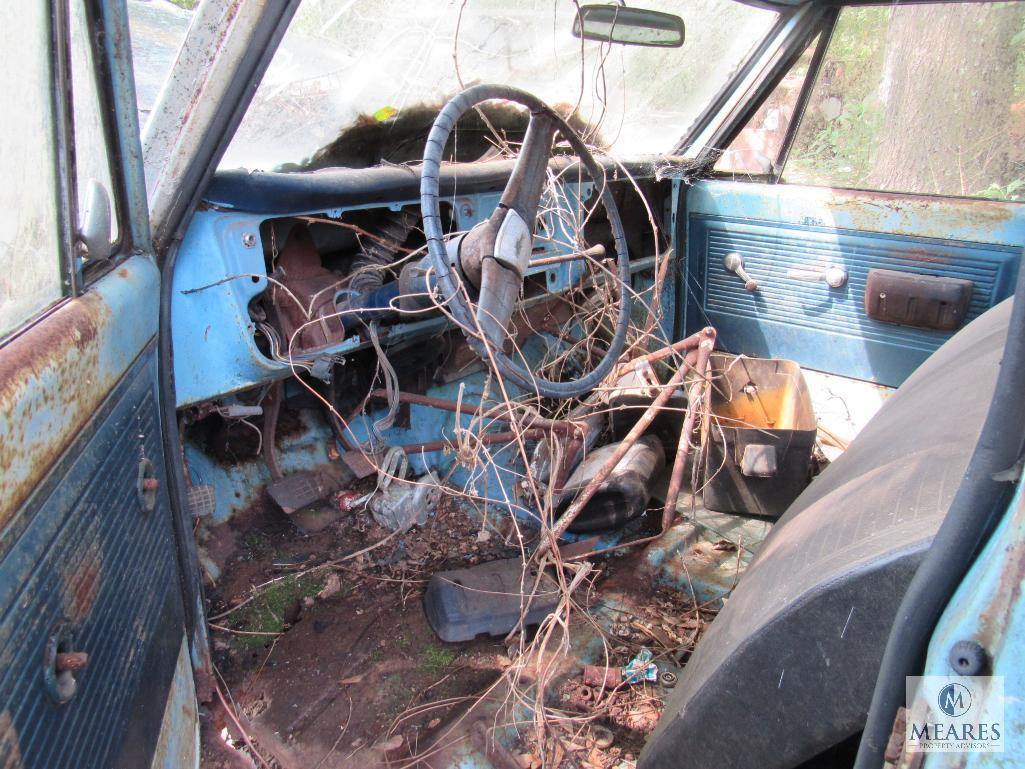 1969 Chevrolet Chevy C/10 Truck long bed for Parts or scrap