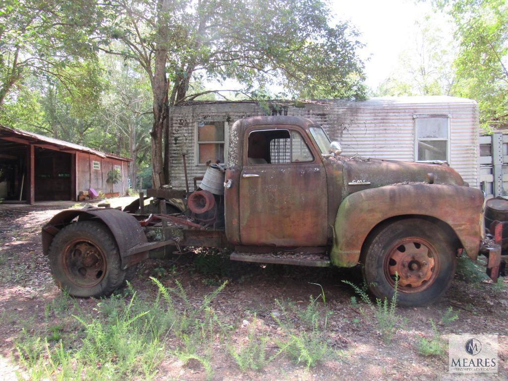 Old GMC heavy duty truck for Parts or scrap