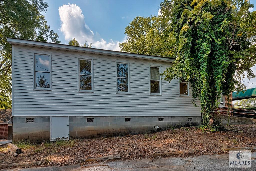 Office Building - 1030 Edgefield Street, Greenwood, SC