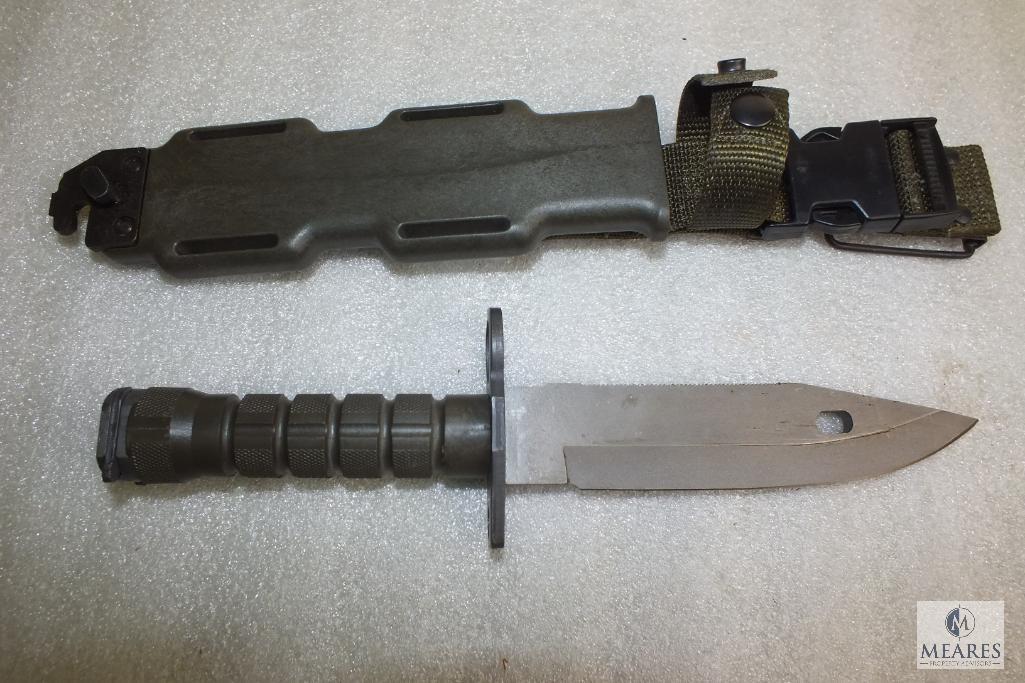 Lan-Cay M9 AR15 bayonet like new condition with sheath