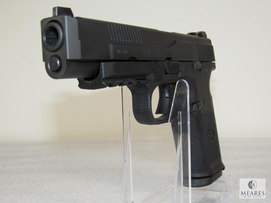 FN FNS-40 Long Slide .40 S&W Semi-Auto Pistol