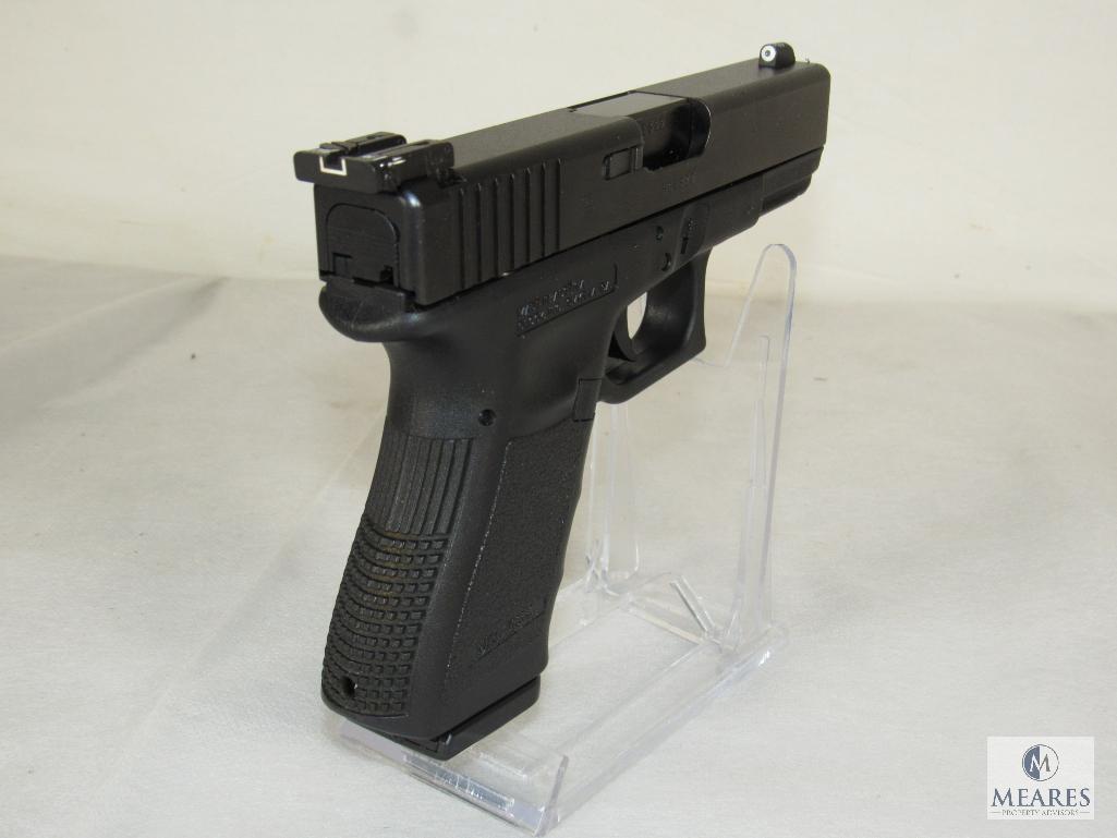 Glock 23 .40 S&W Semi-Auto Pistol