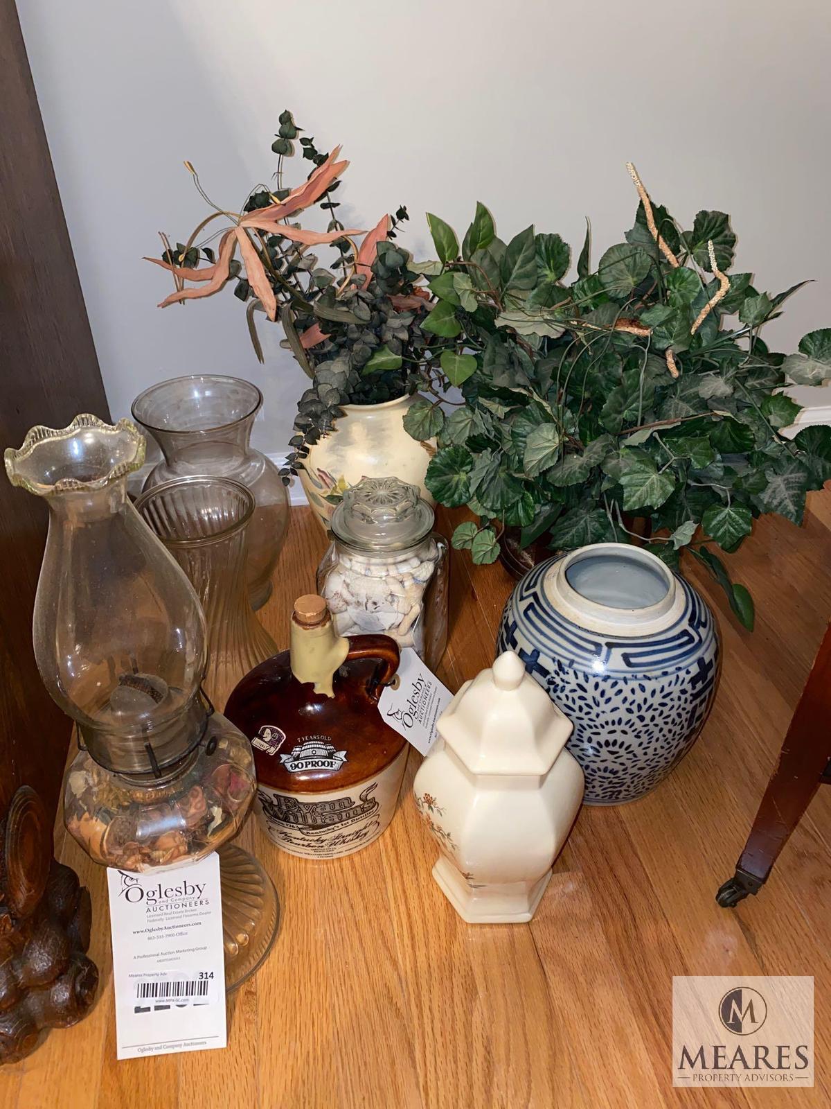 Mixed Lot of Decorative Items