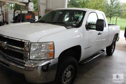 2007 Chevrolet 2500HD 4x4 Truck w/Ext. Cab