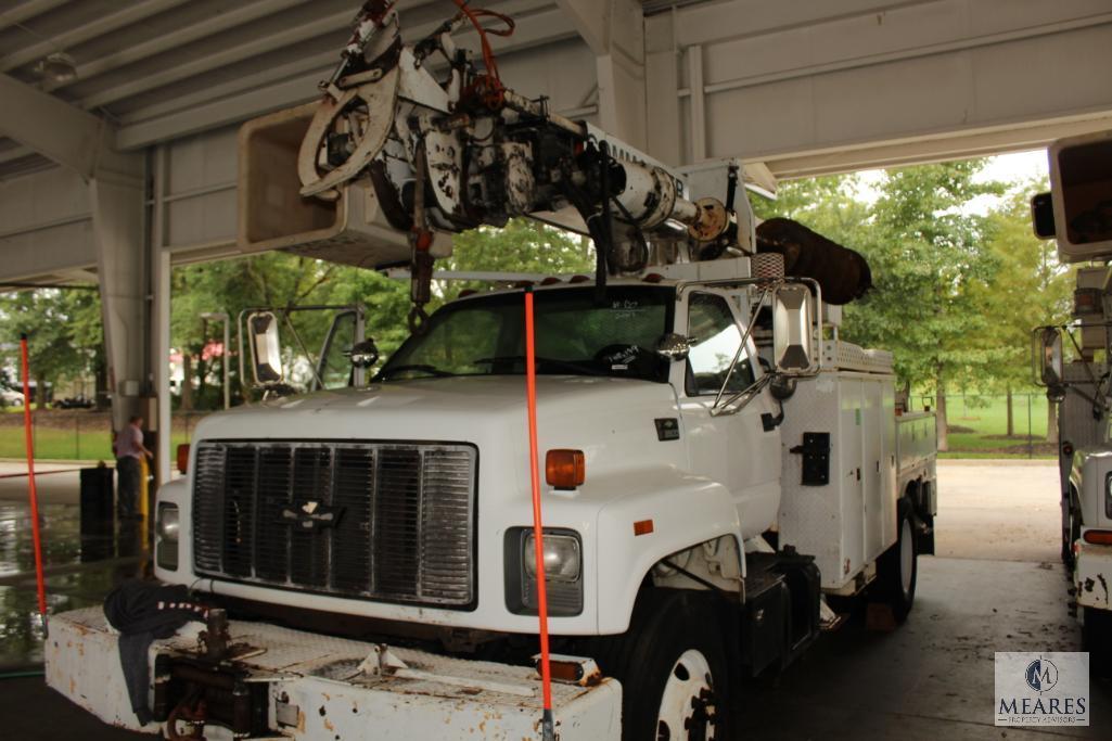 2001 Chevrolet C8500 Digger Derrick w/HD Utility Body