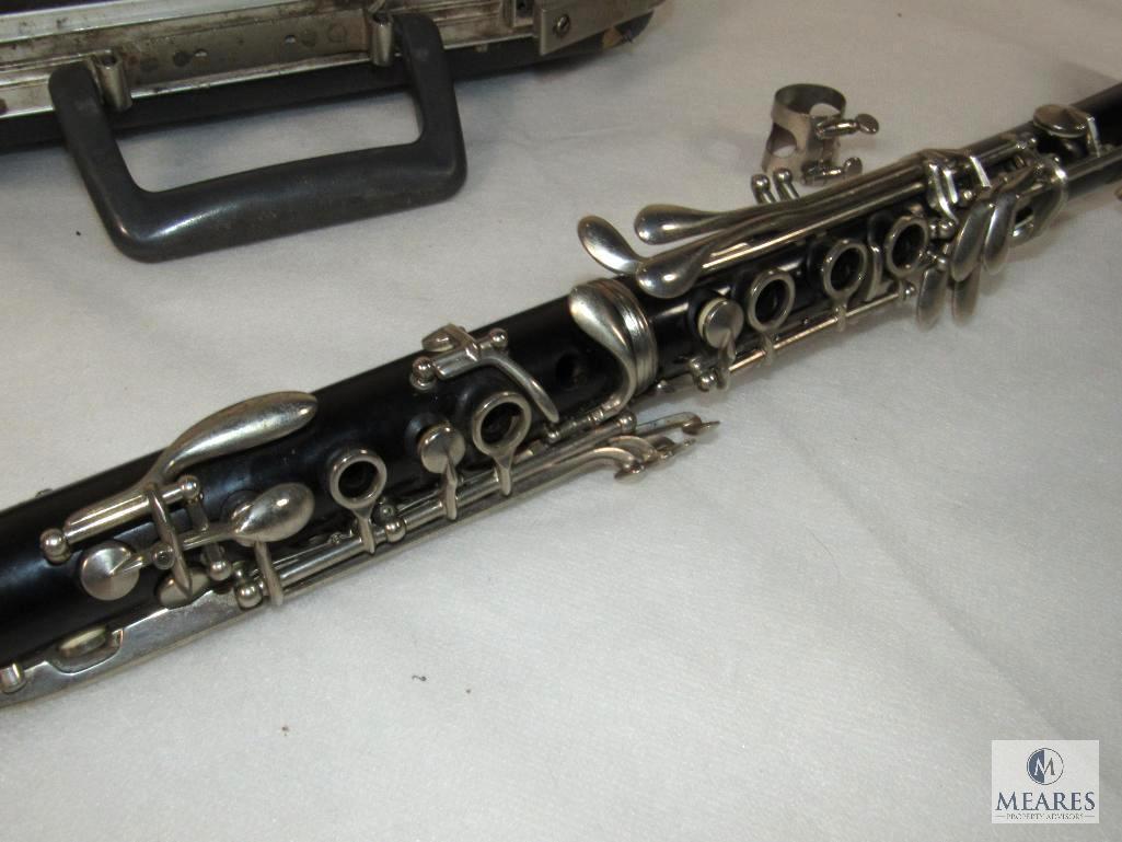 Vintage Conn Clarinet in Original Case - appears complete