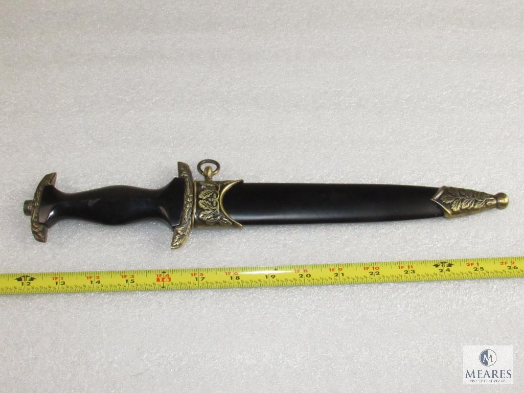 Combat Dagger Blade Knife with German Nazi Eagle Crest and Metal Scabbard