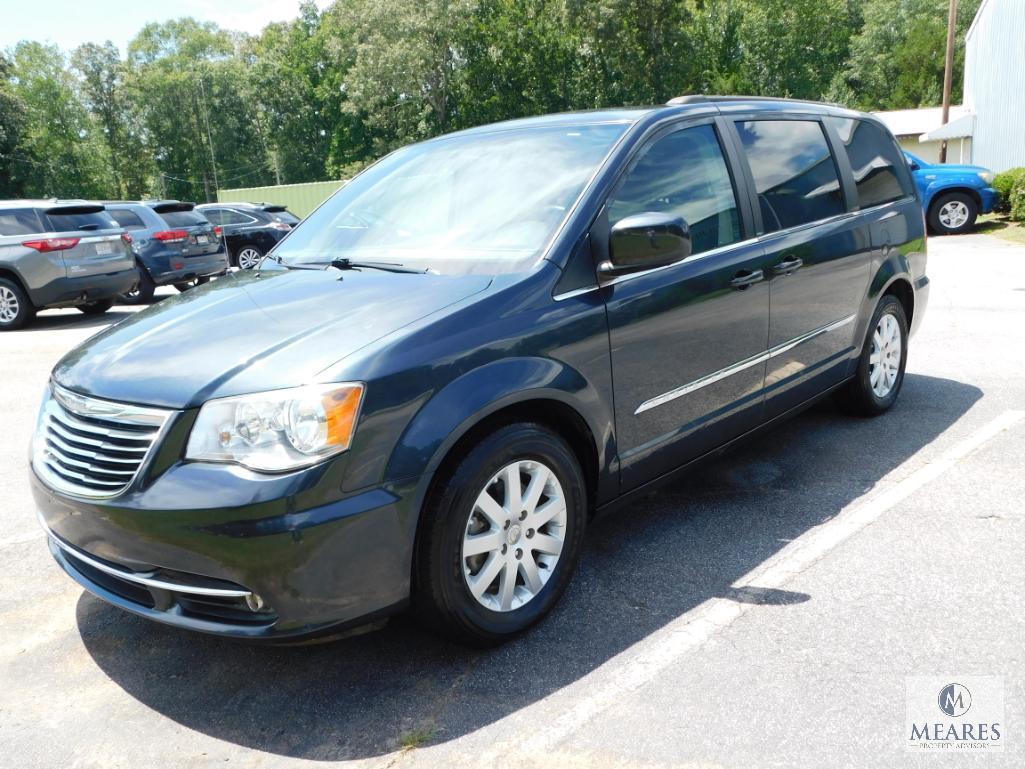 2014 Chrysler Town & Country Van, VIN # 2C4RC1BG7ER131941