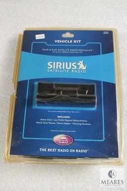 Lot Sirius Radio Satellite Radio Vehicle Kit & Stratus 7 Dock & Play Radio