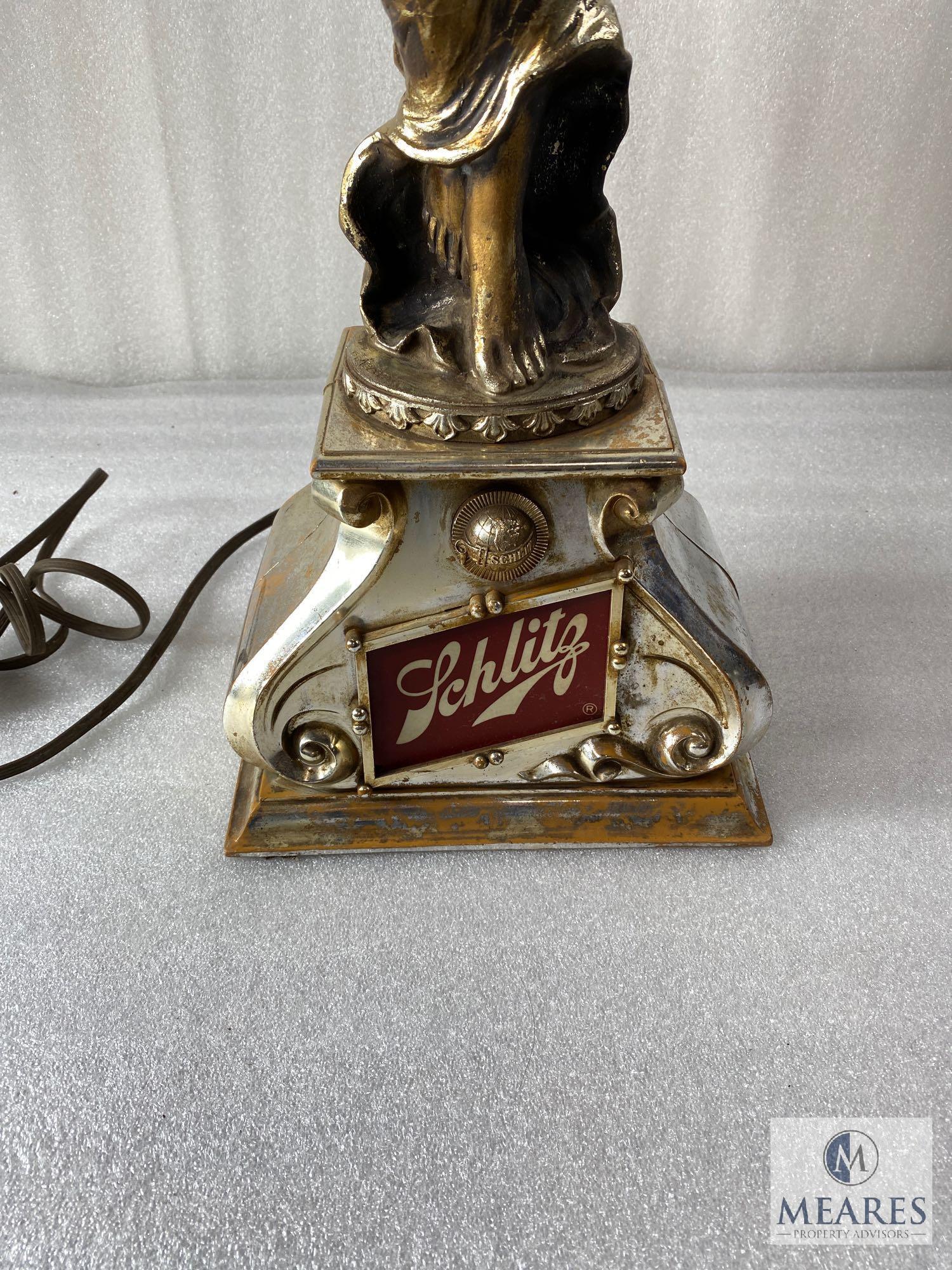 Vintage 1976 Schlitz Bar Lamp