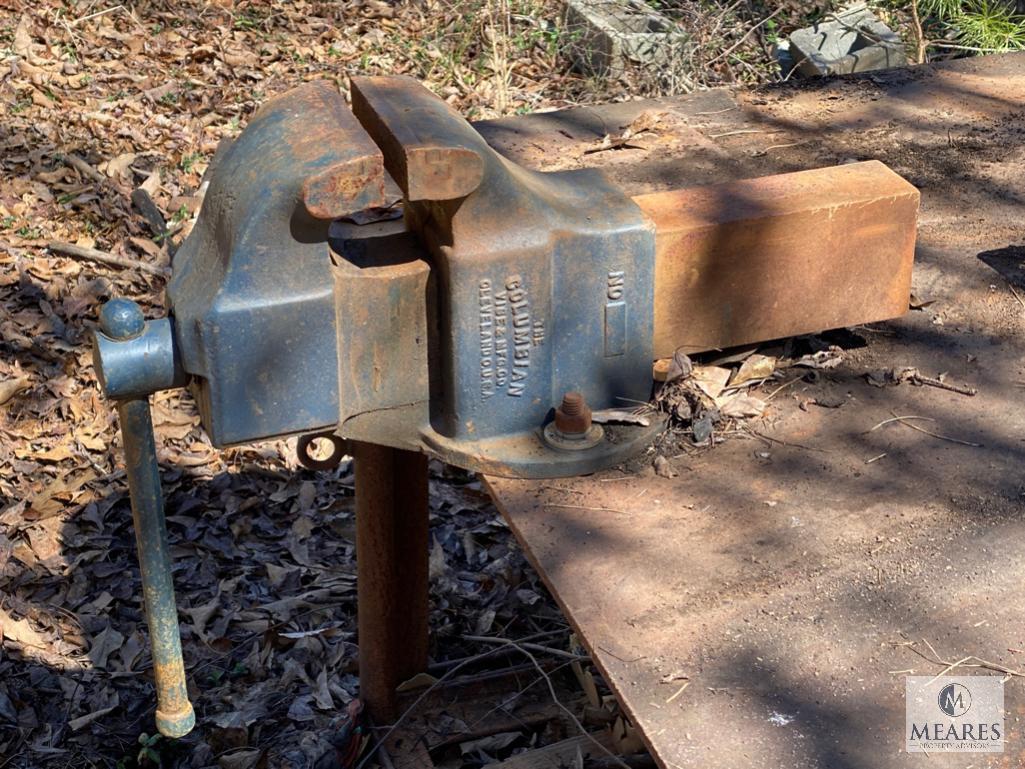 Columbian Vise Co., Cleveland, OH, Machinist's Bench Vise 506-M2