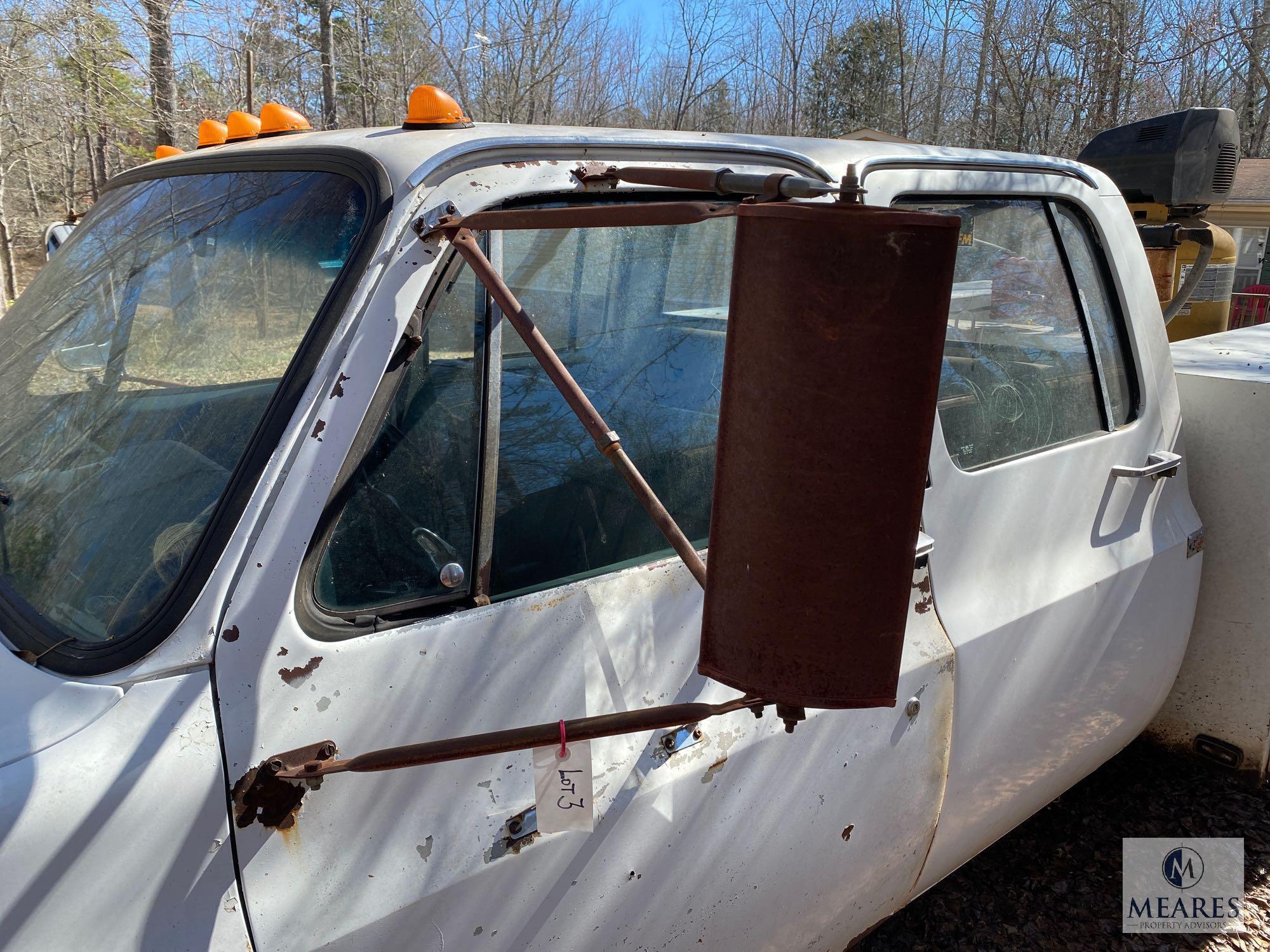 1988 Chevrolet Custom Deluxe R30 Pickup Truck, VIN # 1GBHR33K6JJ137760