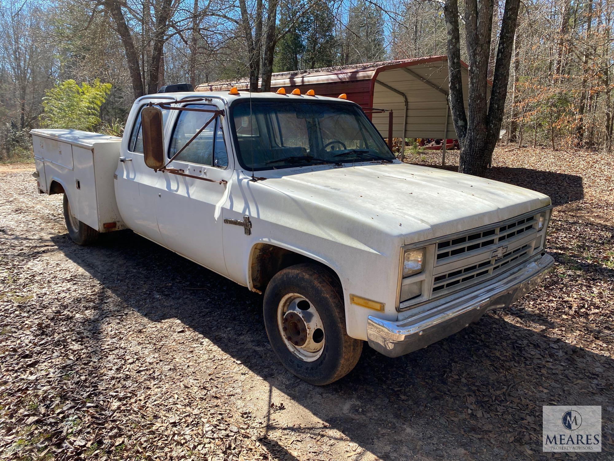 1988 Chevrolet Custom Deluxe R30 Pickup Truck, VIN # 1GBHR33K6JJ137760