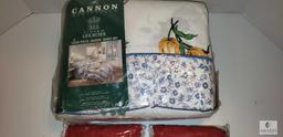 Living Legacies Queen 4 piece Sheet Set & 2 Cozy Collection Shams