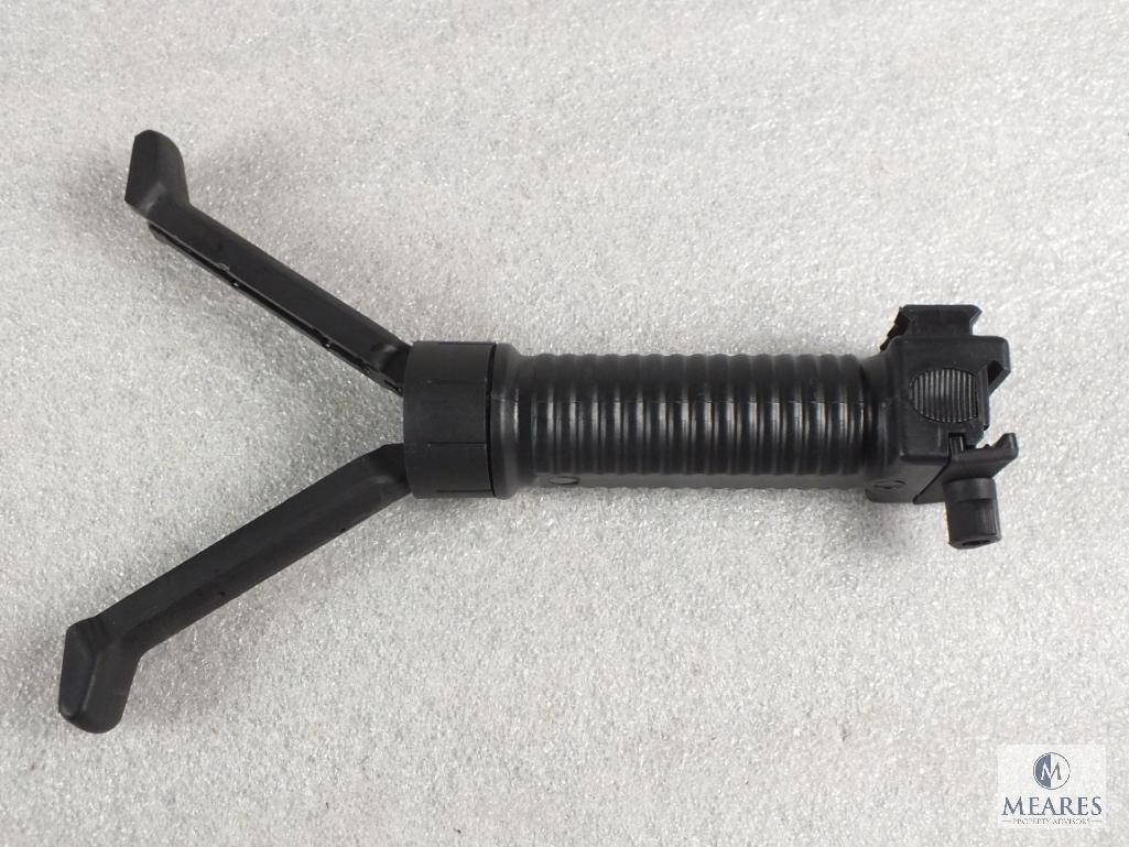 New AR 15 forward grip with spring loaded pop out bipod for bench shooting