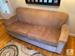 Havenworth Furniture, Hickory, NC, Sofa