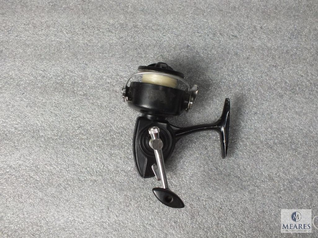 True Temper 527 Fishing Reel