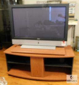Akai 42" Flat-screen TV and Stand with Rotating Top
