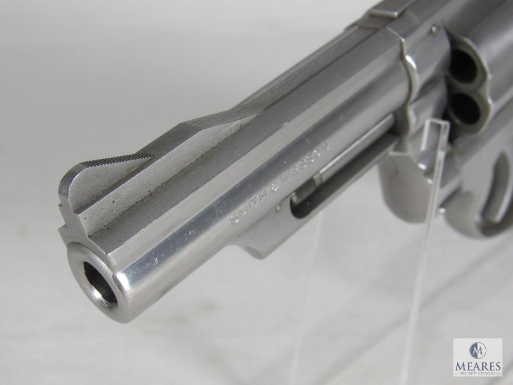 Smith & Wesson 66 .357 Combat Magnum Revolver