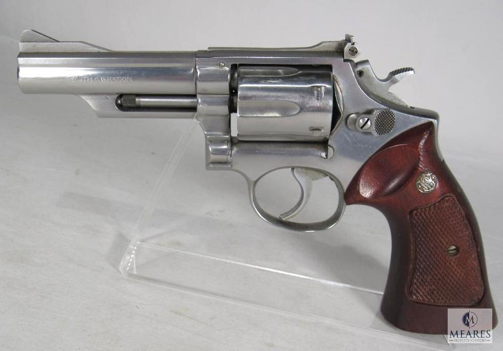 Smith & Wesson 66 .357 Combat Magnum Revolver