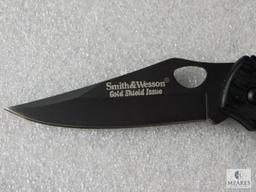 New Smith & Wesson Gold Shield Issue Folder Pocket Knife with Belt Clip