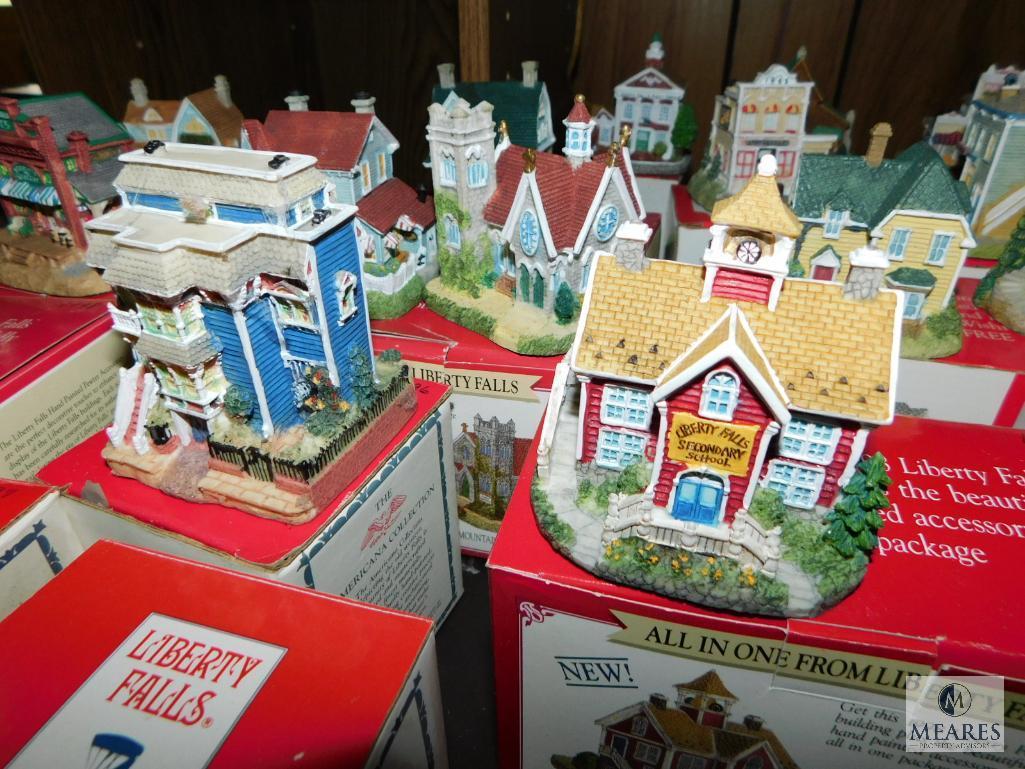 Large Lot of Liberty Falls Collectible Cottage Miniature Homes