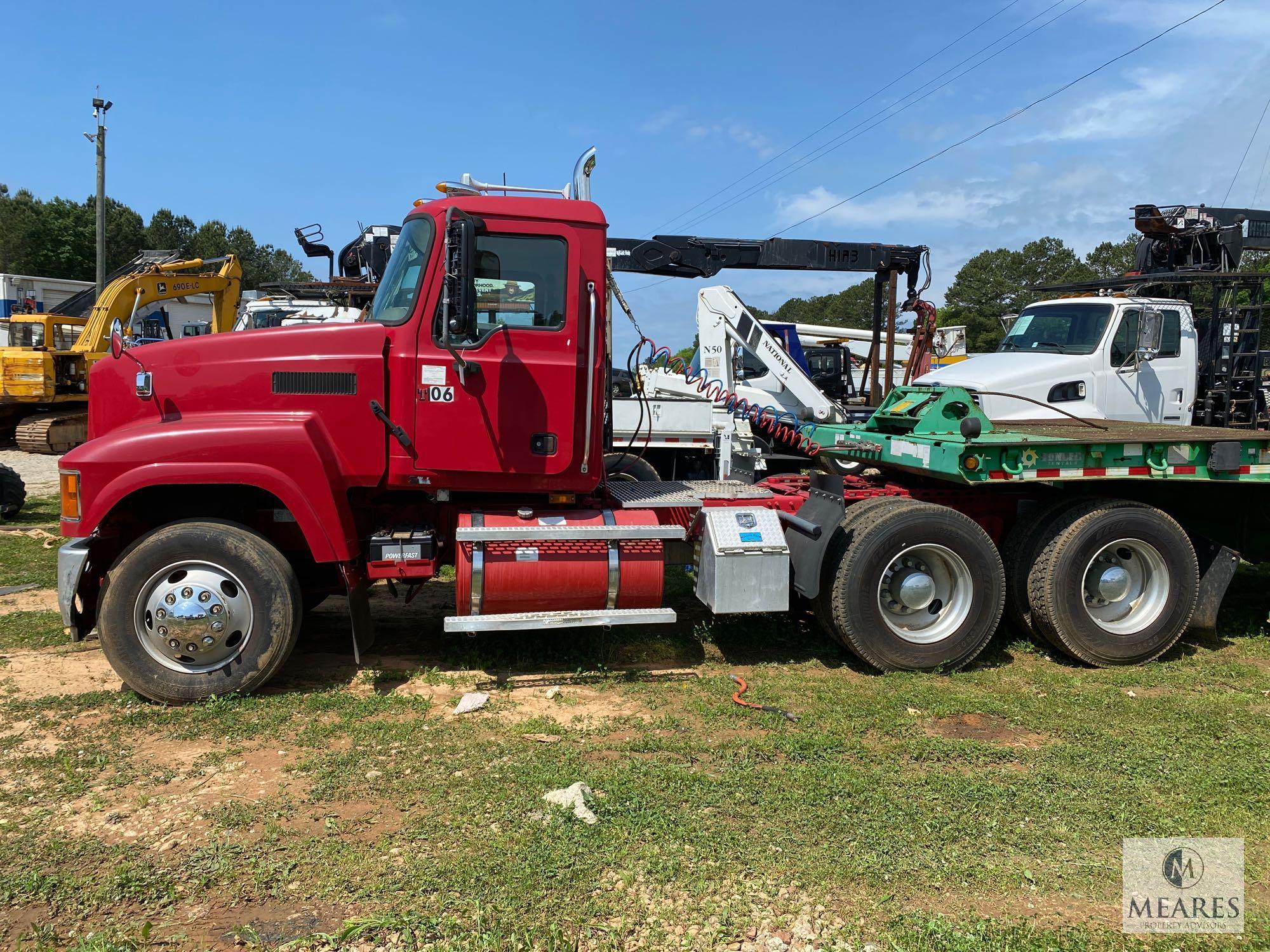 2005 Mack CHN613 Truck, VIN # 1M1AJ06YX5N002850