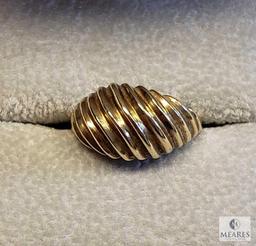 10KP Yellow Gold Twisted Dome Ring