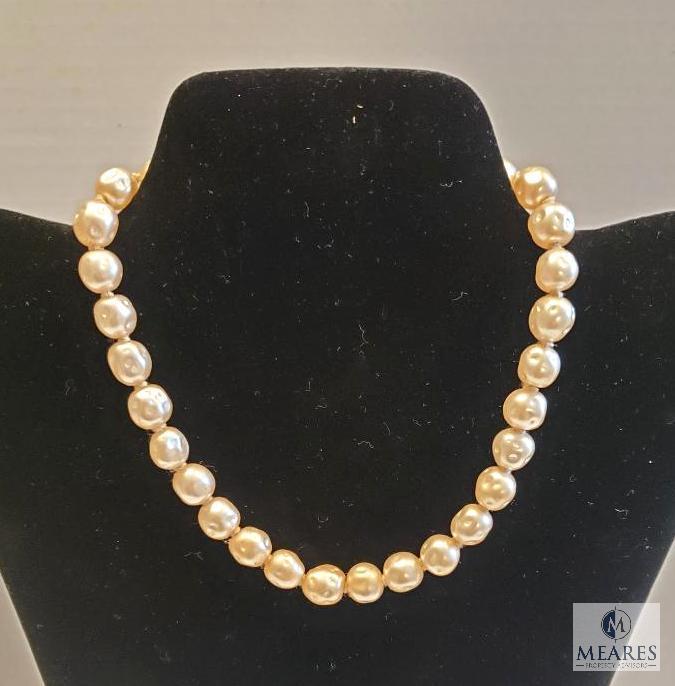 Vintage 14" Freshwater Pearl Necklace