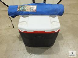 Igloo 28 QT Rolling Cooler & Folding Camping Table