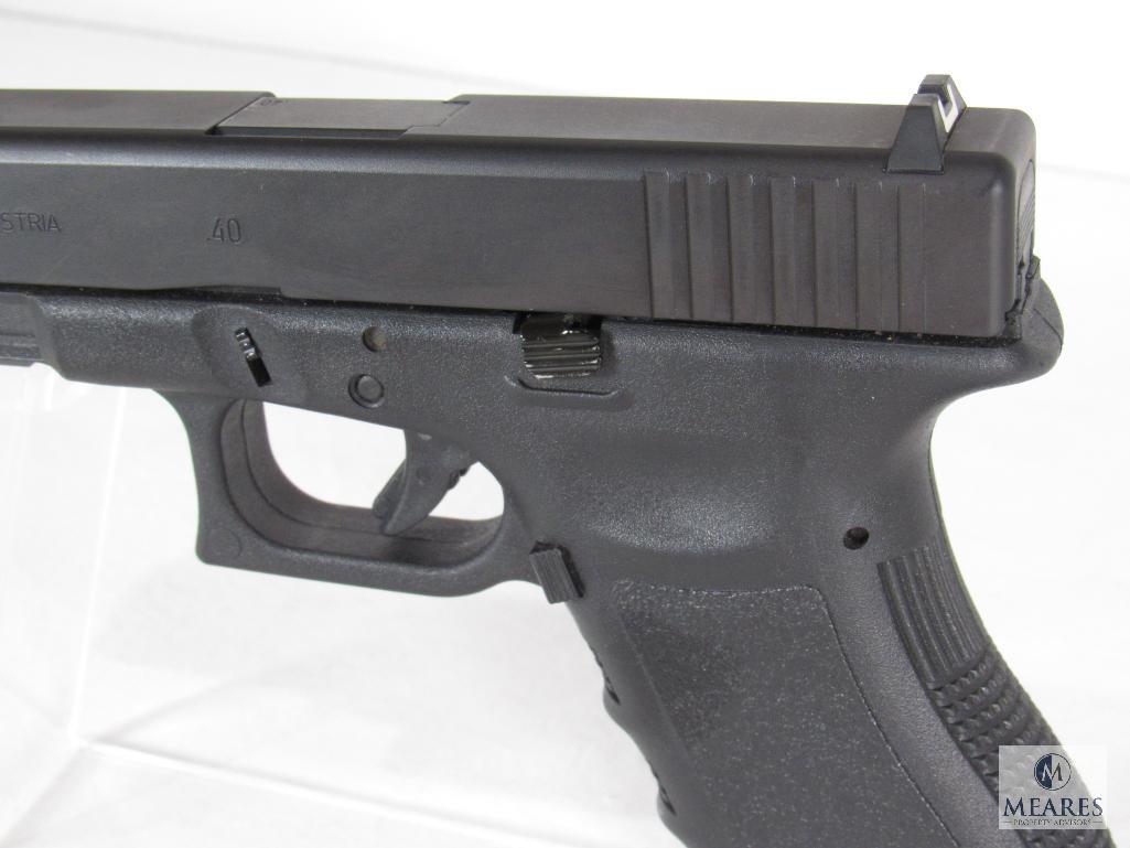 Glock 22 .40 S&W Semi-Auto Pistol - Unfired!