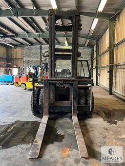 Taylor TE-300M Forklift - 30,000-pound Capacity
