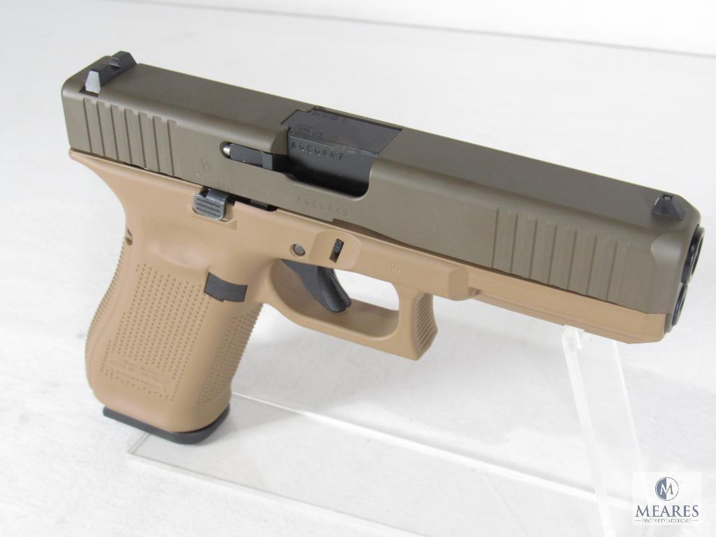 New Glock Custom G17 Gen 5 9mm Luger Semi-Auto Pistol in Coyote and Olive Drab