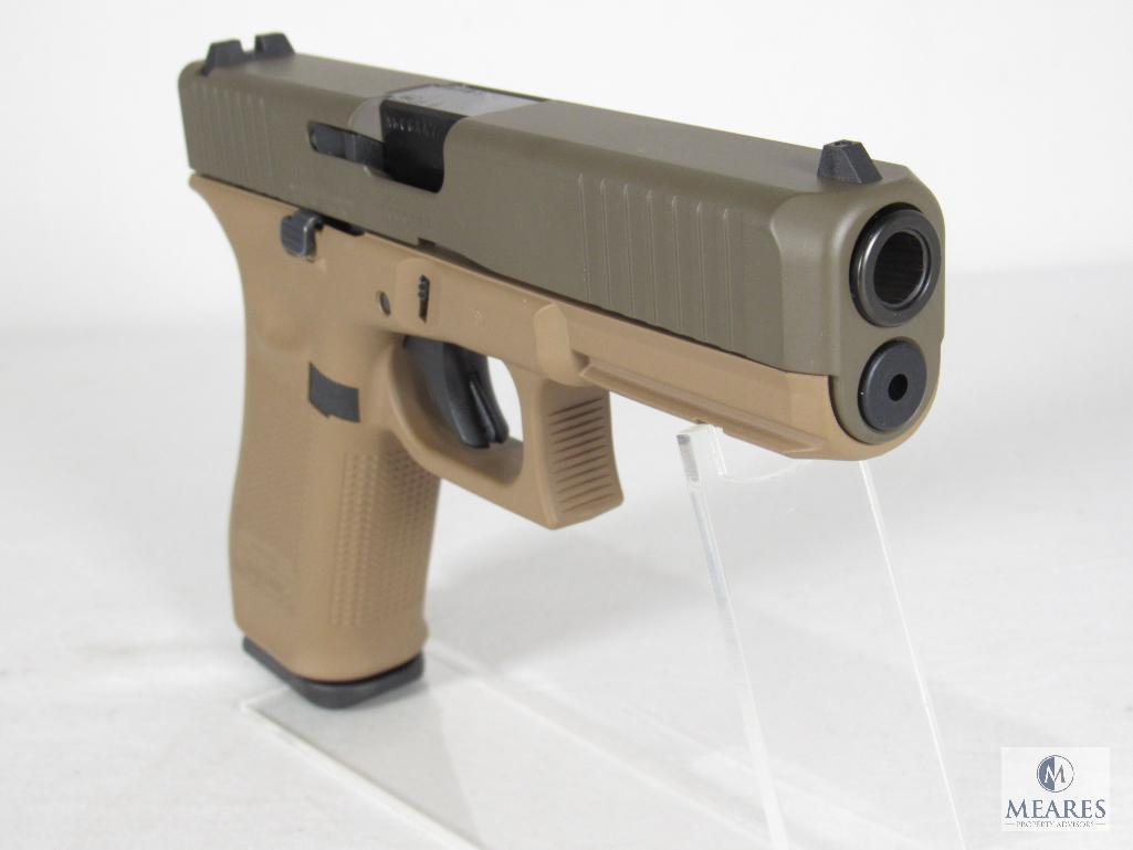New Glock Custom G17 Gen 5 9mm Luger Semi-Auto Pistol in Coyote and Olive Drab