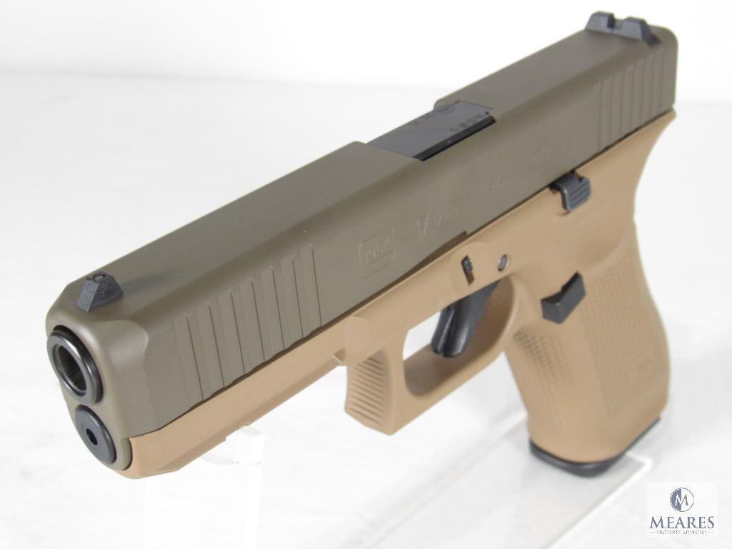 New Glock Custom G17 Gen 5 9mm Luger Semi-Auto Pistol in Coyote and Olive Drab