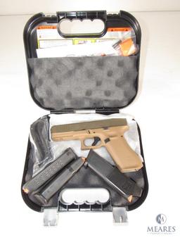 New Glock Custom G17 Gen 5 9mm Luger Semi-Auto Pistol in Coyote and Olive Drab