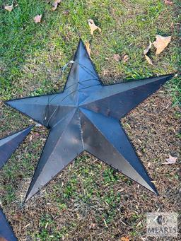 Group of Two Outdoor Stars