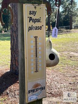 Pepsi Thermometer., Planters, Gourd