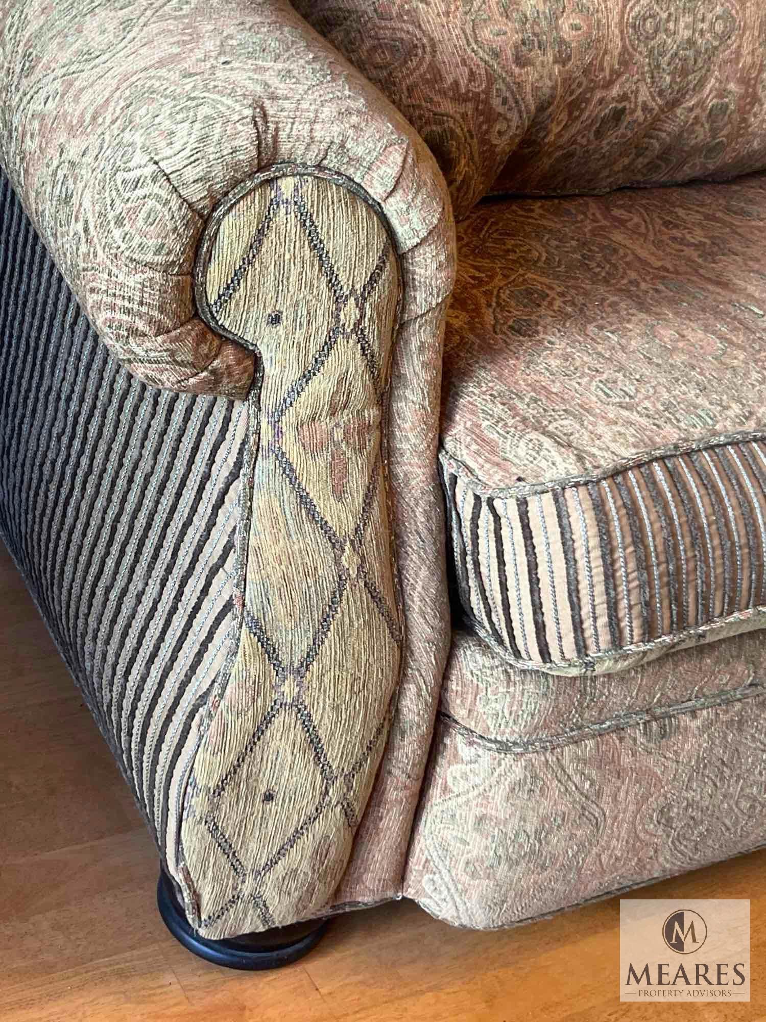 Upholstered Loveseat/Settee with Pillow Backs